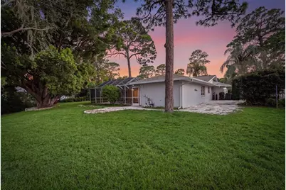 505 Bamboo Court, Tarpon Springs, FL 34689 - Photo 9