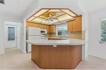 505 Bamboo Court, Tarpon Springs, FL 34689 - Photo 27