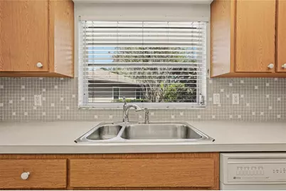 505 Bamboo Court, Tarpon Springs, FL 34689 - Photo 23