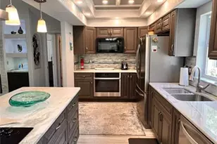5556 Legend Hills Ln, Spring Hill, FL 34609 - Photo 11