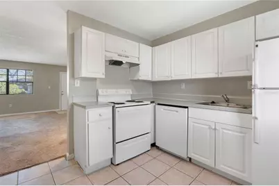 204 Pine Tulip Court #201, Tampa, FL 33612 - Photo 11