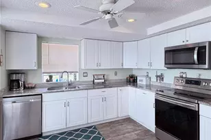 12901 Club Dr, Hudson, FL 34667 - Photo 5