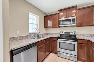 9782 Trumpet Vine Loop, Trinity, FL 34655 - Photo 7
