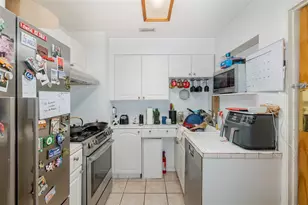 1005 15th St N, Saint Petersburg, FL 33705 - Photo 13