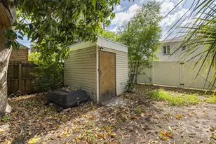 1005 15th St N, Saint Petersburg, FL 33705 - Photo 29
