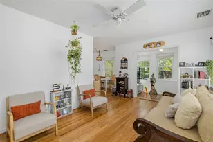 1005 15th St N, Saint Petersburg, FL 33705 - Photo 7