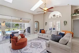 1131 E Bluebird Ct, Hernando, FL 34442 - Photo 7