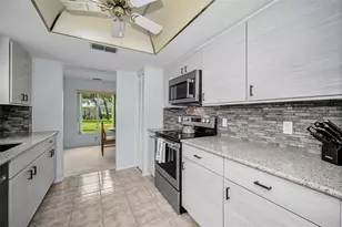 4876 Boonesboro Ct, New Port Richey, FL 34655 - Photo 5