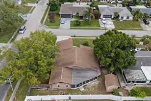 5653 Lima Dr, Holiday, FL 34690 - Photo 3