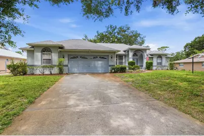 240 N Country Club Drive, Crystal River, FL 34429 - Photo 1