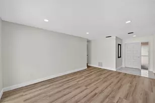 10221 Landmark Dr, Hudson, FL 34667 - Photo 15
