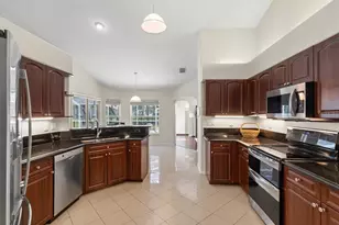 4054 Indian River St, Spring Hill, FL 34609 - Photo 9