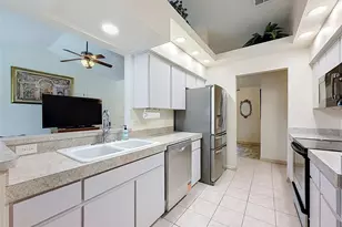 6170 Gainsboro Ave, Spring Hill, FL 34609 - Photo 19