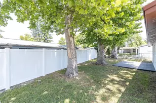 9031 Crabtree Ln, Port Richey, FL 34668 - Photo 25