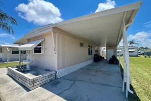 10818 Freedom Dr, Port Richey, FL 34668 - Photo 3