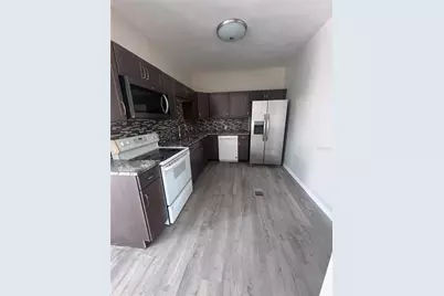 32 Ada Street, Tarpon Springs, FL 34689 - Photo 1