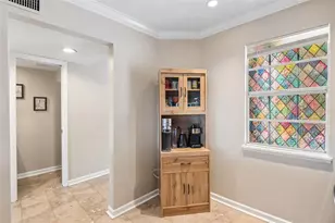 6910 Lake Pl Ct, Tampa, FL 33634 - Photo 9