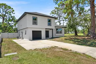 1801 Lakewood Dr S, Saint Petersburg, FL 33714 - Photo 3