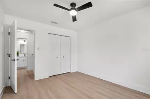 1801 Lakewood Dr S, Saint Petersburg, FL 33714 - Photo 27