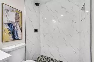 1801 Lakewood Dr S, Saint Petersburg, FL 33714 - Photo 25