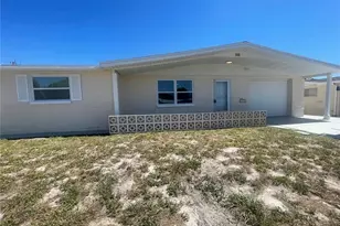 5102 Manor Dr, New Port Richey, FL 34652 - Photo 1