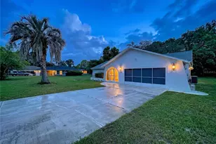 12302 Deep Creek Dr, Spring Hill, FL 34609 - Photo 3