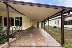 35044 McCulloughs Leap, Zephyrhills, FL 33541 - Photo 5