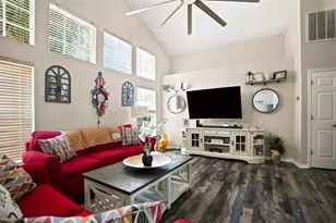 10296 Windsor Ct, Spring Hill, FL 34608 - Photo 11