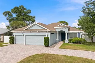 123 N Florida Ave, Tarpon Springs, FL 34689 - Photo 1