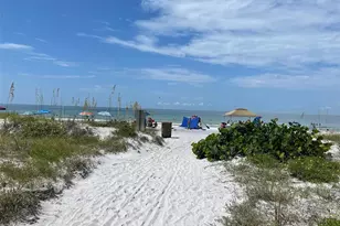13290 3rd St E, Madeira Beach, FL 33708 - Photo 25