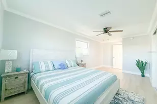 13290 3rd St E, Madeira Beach, FL 33708 - Photo 17
