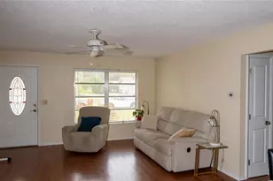 150 Stafford Cir, Palm Harbor, FL 34684 - Photo 3