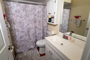 150 Stafford Cir, Palm Harbor, FL 34684 - Photo 9