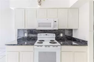 11261 McRacken Dr, Spring Hill, FL 34609 - Photo 17