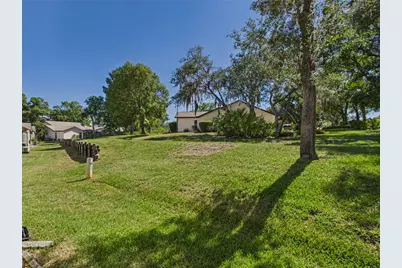 7511 Heather Walk Drive, Weeki Wachee, FL 34613 - Photo 5