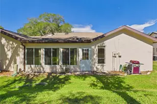 7511 Heather Walk Dr, Weeki Wachee, FL 34613 - Photo 9
