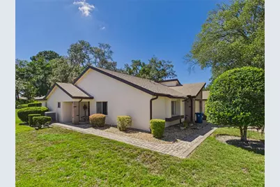 7511 Heather Walk Drive, Weeki Wachee, FL 34613 - Photo 3