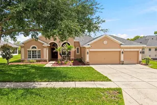 13248 Linzia Ln, Spring Hill, FL 34609 - Photo 15