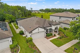 8320 Bluevine Sky Dr, Land O Lakes, FL 34637 - Photo 13