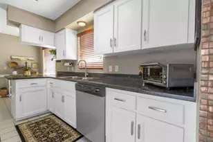 10665 Fallen Leaf Ln, Port Richey, FL 34668 - Photo 23