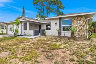 8022 Idle Briar Ln, Port Richey, FL 34668 - Photo 3