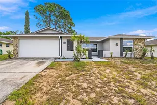 8022 Idle Briar Ln, Port Richey, FL 34668 - Photo 1