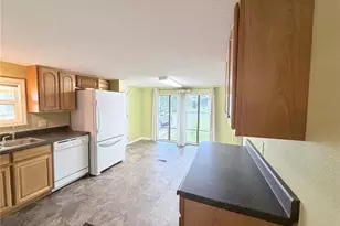 14224 Sandhurst St, Brooksville, FL 34613 - Photo 3