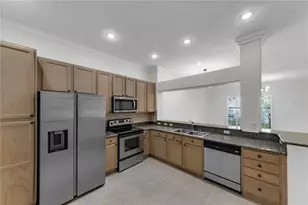 1421 Ridge Terrace, Tarpon Springs, FL 34689 - Photo 9