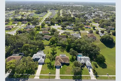 192 Preston Hollow Drive, Spring Hill, FL 34609 - Photo 9