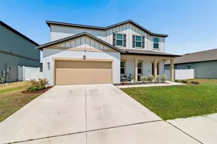 575 Ocean Spray Dr, Ruskin, FL 33570 - Photo 1