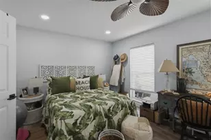 5728 Seabreeze Dr, Port Richey, FL 34668 - Photo 29