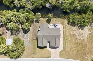 5728 Seabreeze Dr, Port Richey, FL 34668 - Photo 9
