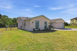 5728 Seabreeze Dr, Port Richey, FL 34668 - Photo 29