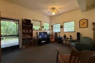 23946 Indigo Rd, Astor, FL 32102 - Photo 5